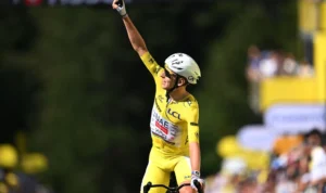 Pogacar-wins-etape10-tdf26